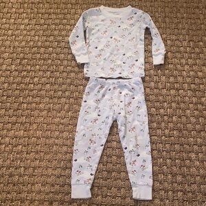 kissy kissy sledding animals in the Snow Day Print Baby Pajamas sz 2
